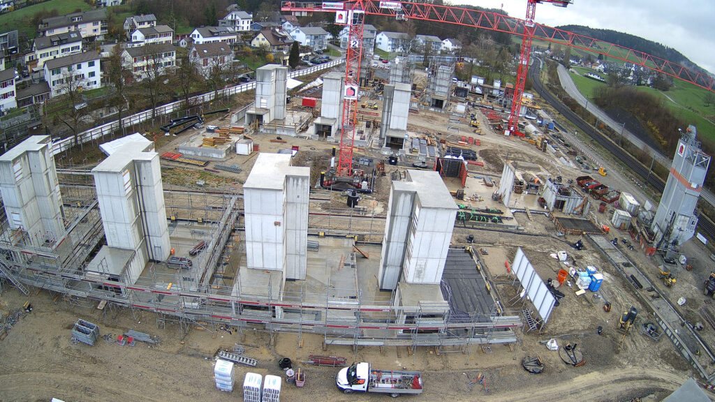 Blick Richtung Osten auf die Baustelle der Riethöfe am 31. März 2026