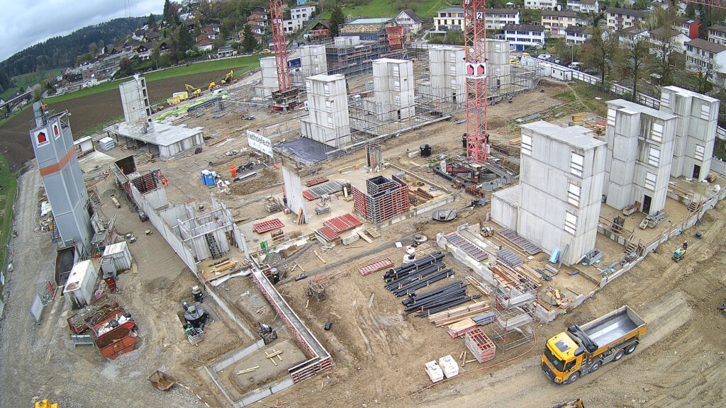 Blick Richtung Nordwesten auf die Baustelle der Riethöfe am 14. April 2026