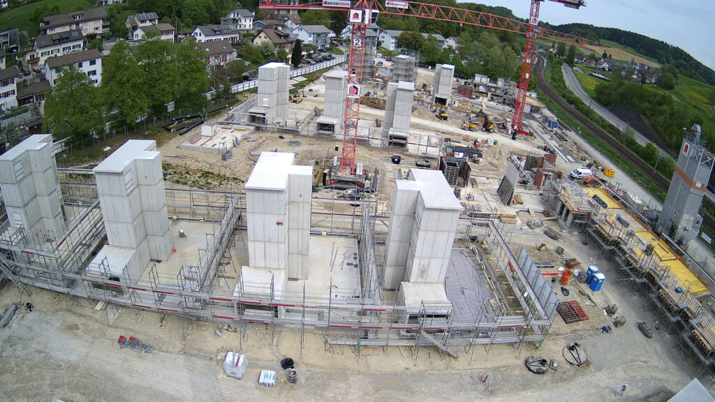 Blick Richtung Osten auf die Baustelle der Riethöfe am 28. April 2026